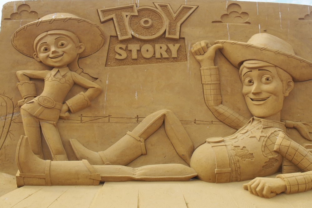 Toy Story beim Sandskulpturen Festival in Oostende