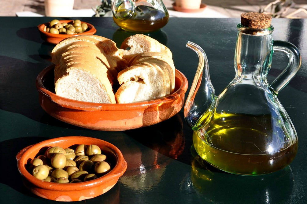 Málaga Oliven Olivenöl