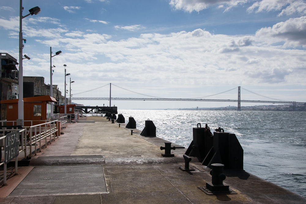 30 Portugal Lissabon Tejo Bootsfahrt Ariane Bille