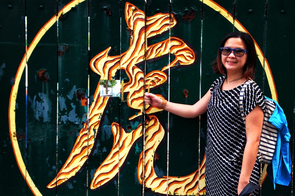 Travel Blogger Jac at Haw Par Villa