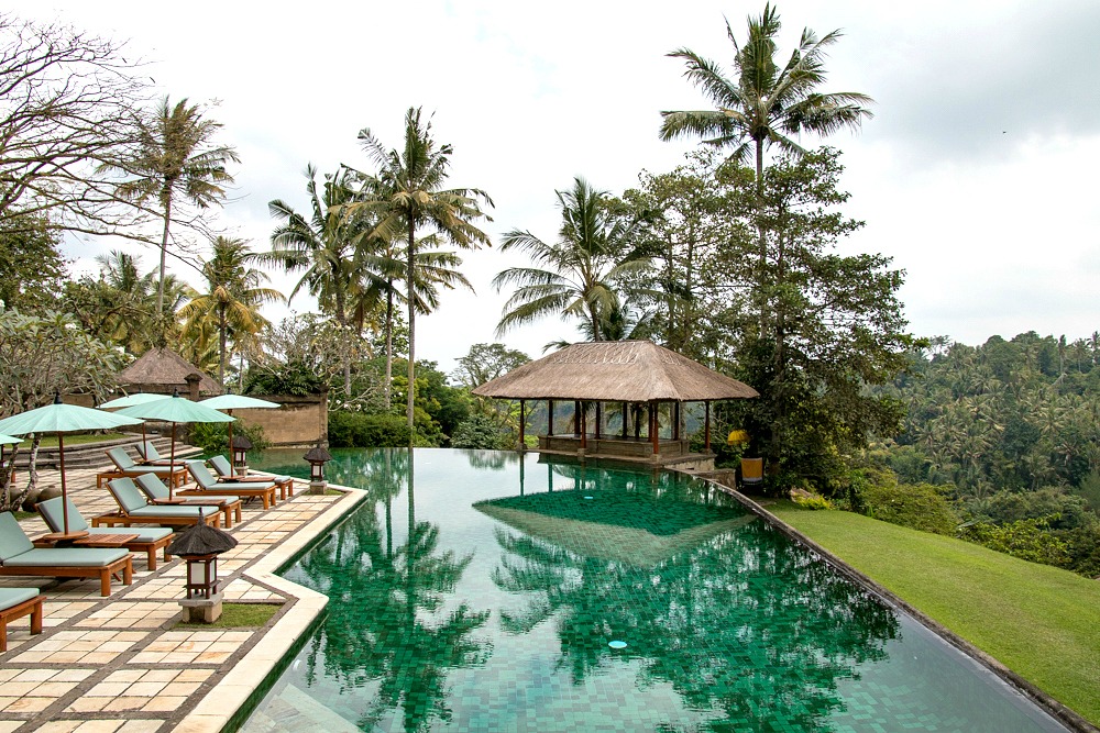 Infinity Pool Amandari Luxury Hotel Bali