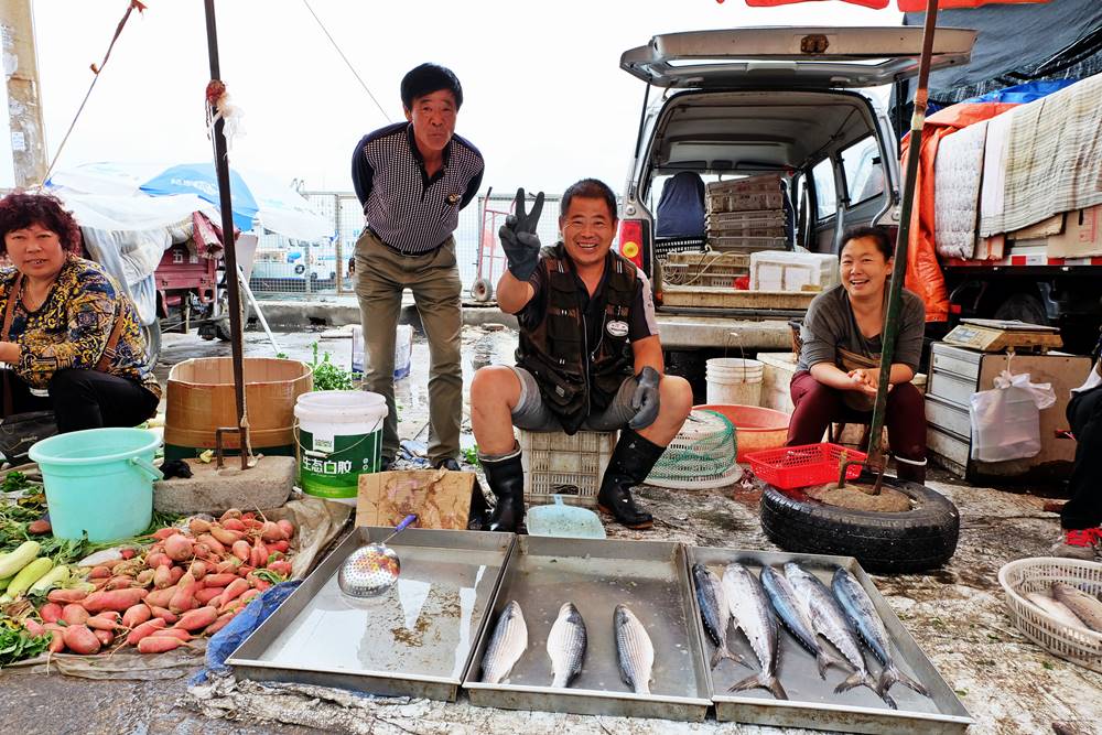 6 Markt Yantai Fisch Händler Shandong China Reiseblog