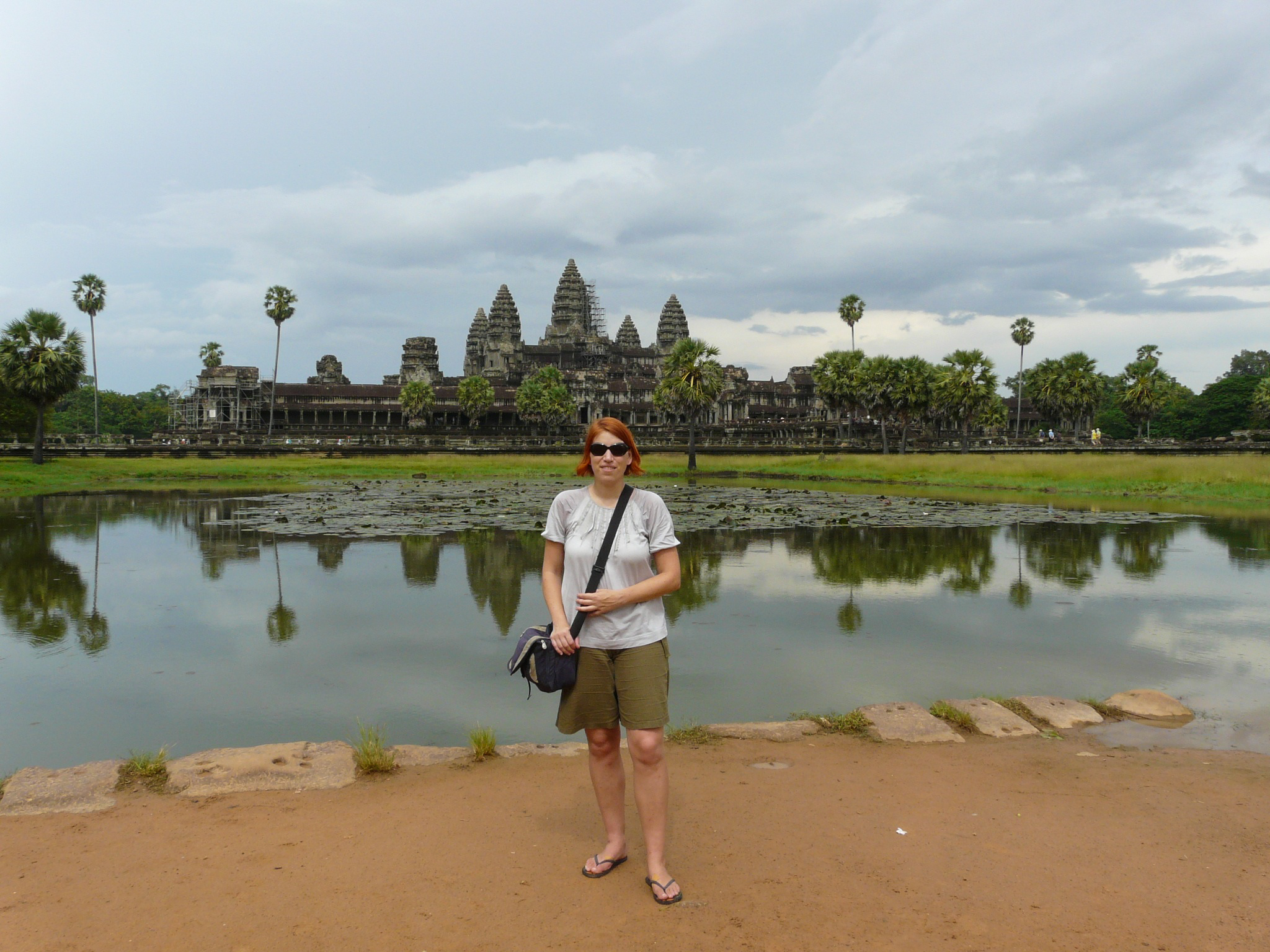 reiseblogger-anja-beckmann-bei-angkor-wat-kambodscha