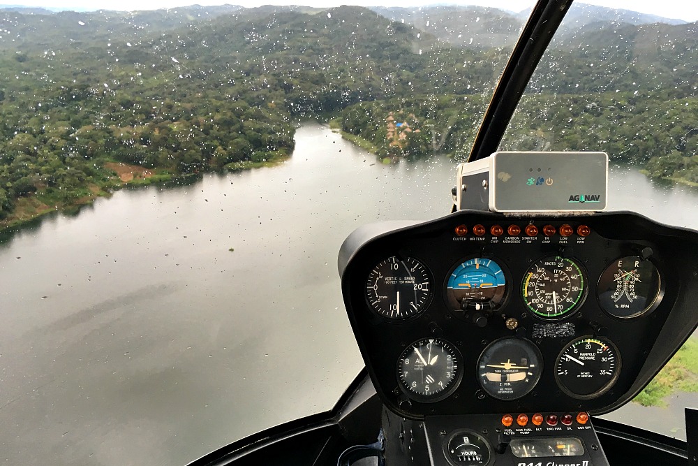 Helikopterflug über dem Río Chagres