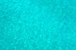 Türkisfarbenes Meer in Kroatien