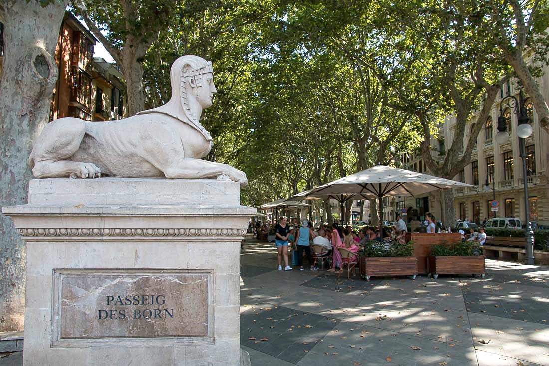 Passeig des Born