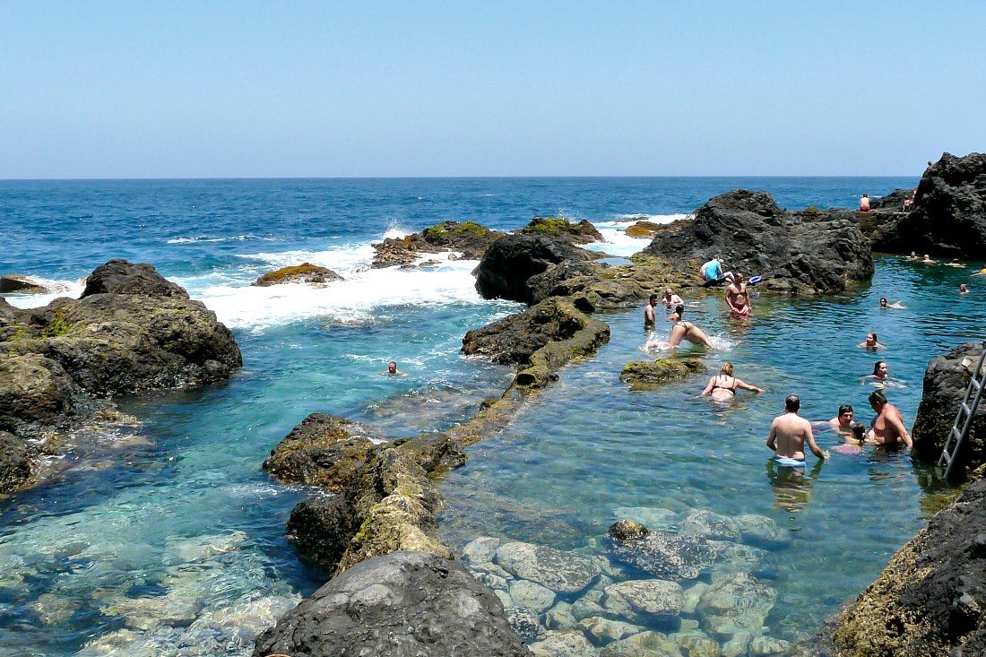 Vulkaanzwembad op Tenerife