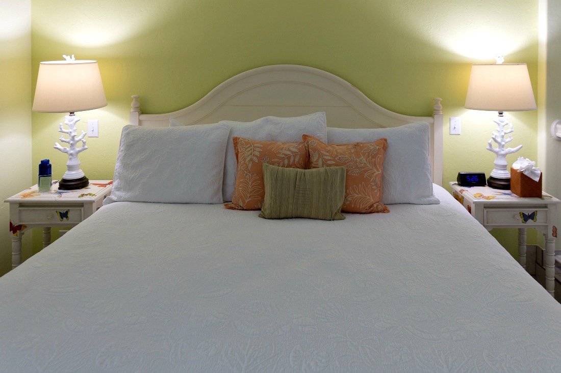 Hotel Key Largo, Florida: Bett im Kona Kai Resort