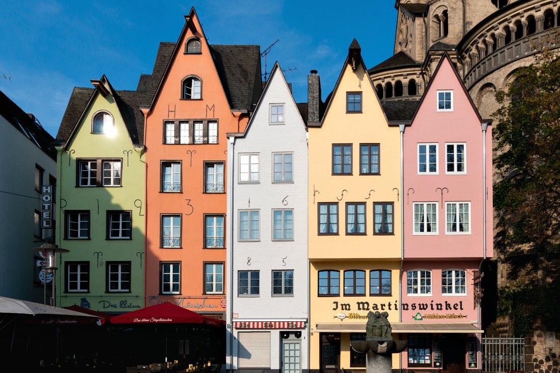 Köln Sehenswürdigkeiten: Kölner Altstadt mit bunten Häusern