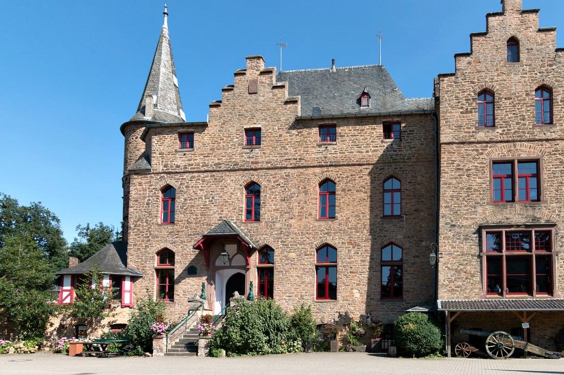 Burg Satzvey in der Eifel