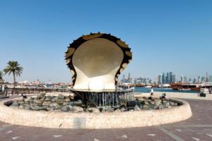 Doha Corniche Strandpromenade The Pearl Monument