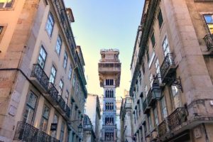 Lissabon im Winter: Elevador de Santa Justa