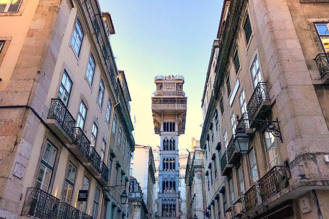 Lissabon in de winter: Elevador de Santa Justa