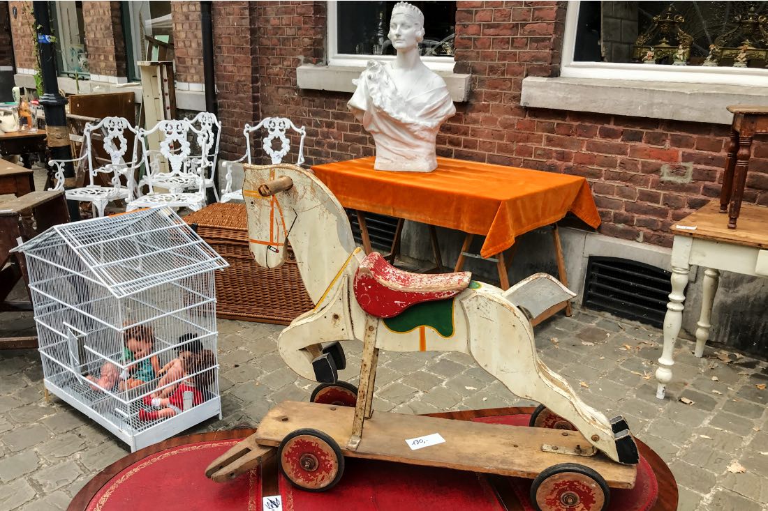 Tongeren Flohmarkt Belgien Troedelmarkt