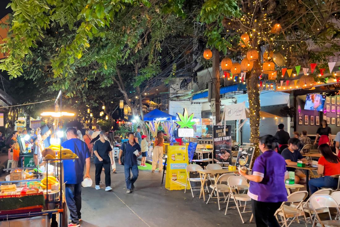 Zum ersten Mal nach Thailand: In Bangkok Street Food essen.