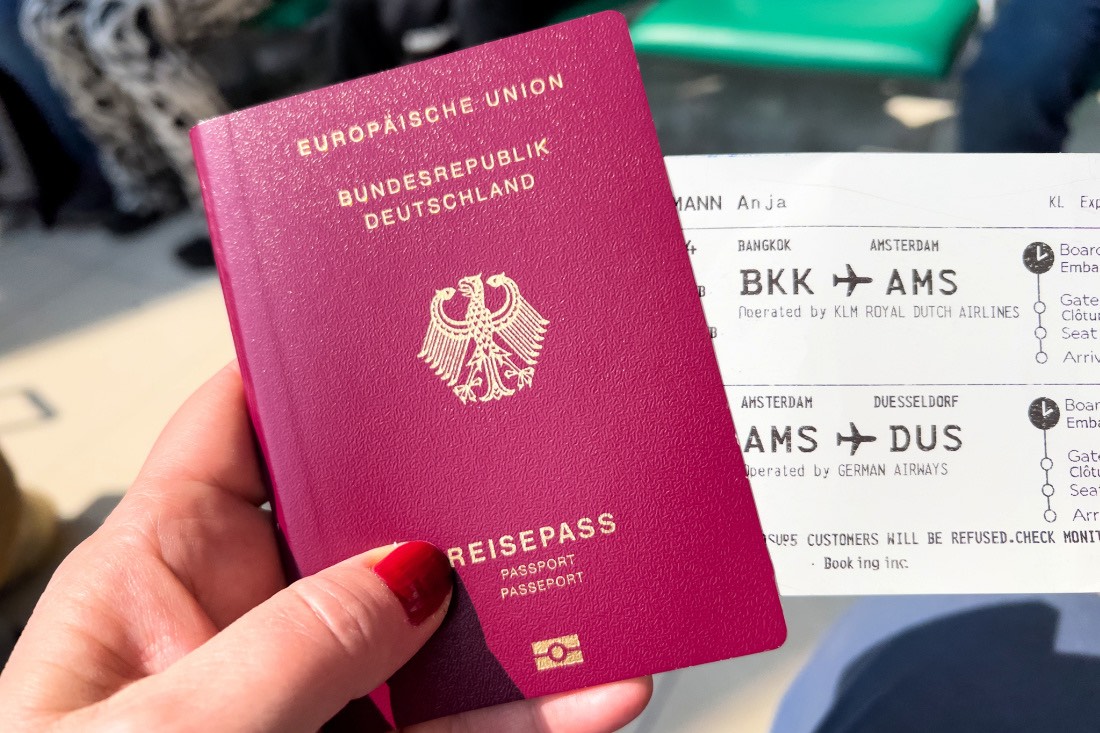 Langstrecken Flug Tipps für die Reiseunterlagen