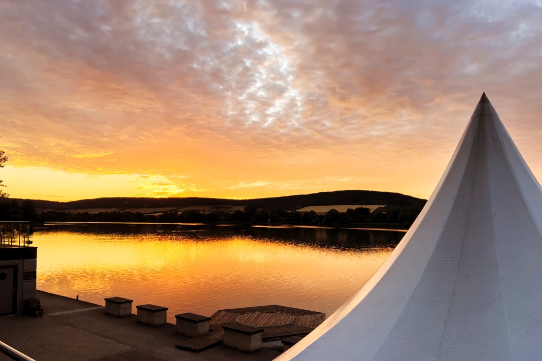 Sonnenuntergang am Stausee Hohenfelden