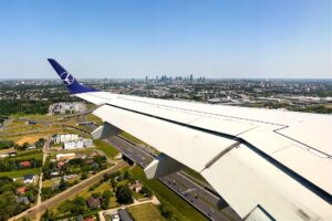Flug mit LOT Polish Airlines