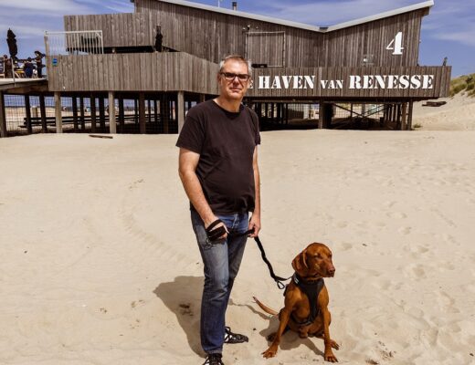 Renesse mit Hund