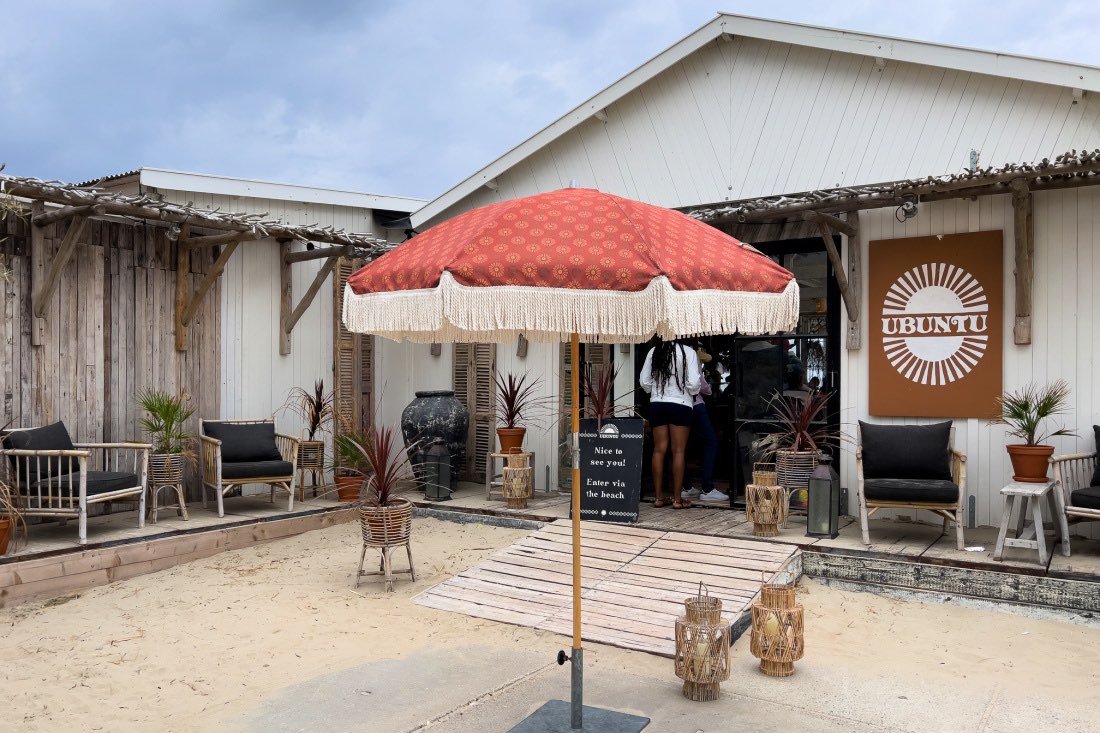 Ubuntu - Restoran di Strand von Zandvoort